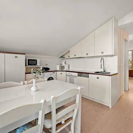 Boutique Oasi 5* Pjescana Uvala