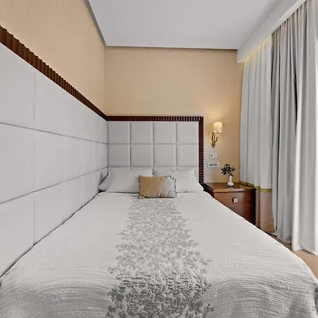 Boutique Oasi 5* Pješčana Uvala